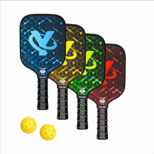 4 Pickleball Paddles & 2 Balls